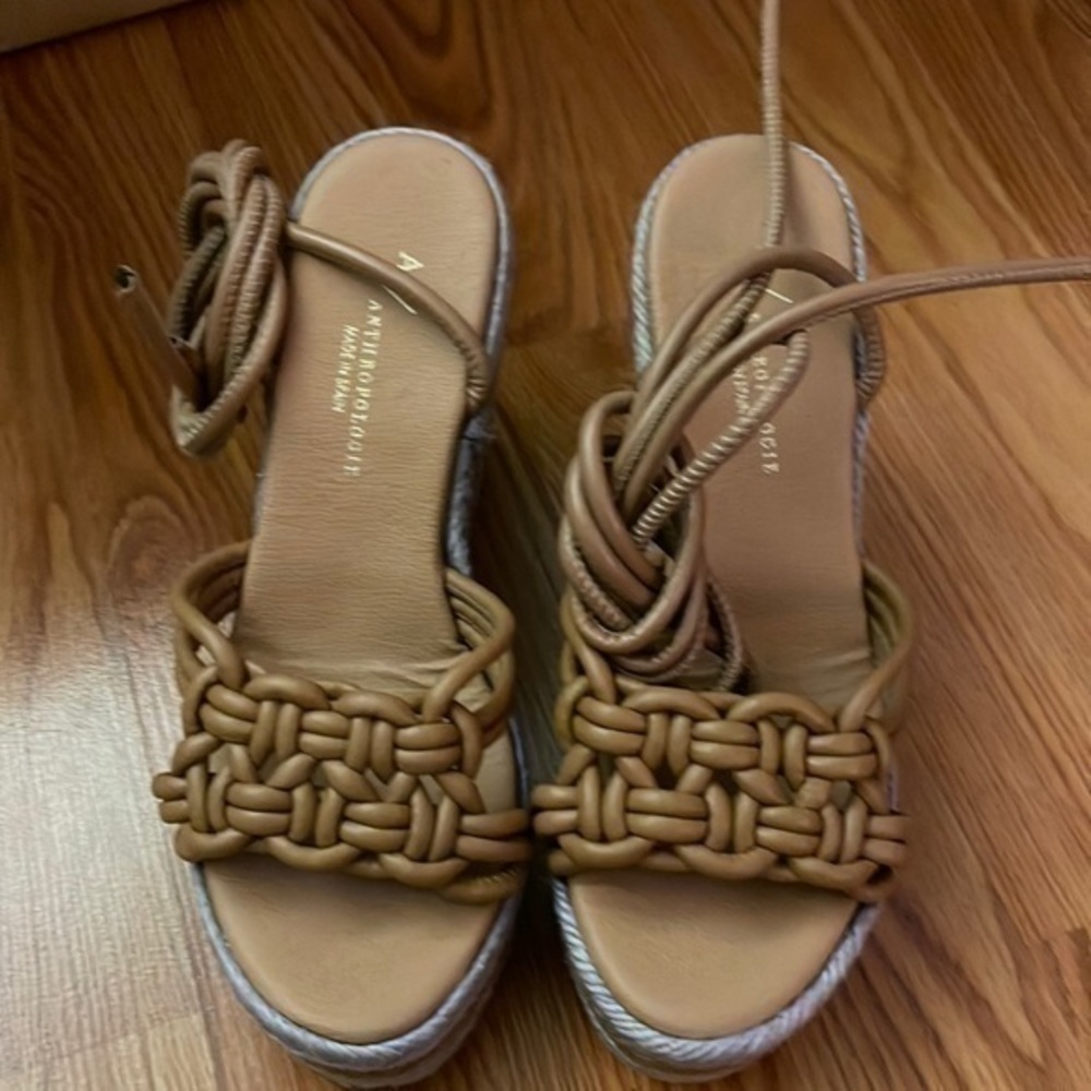 Anthropologie Raffia Platform Heels. - Picture 1 of 5